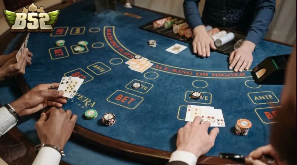 Cách chơi Baccarat trực tuyến giới thiệu